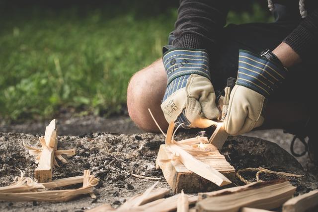 Survival-Training: Schlafen - Essen - Feuer - Werkeln